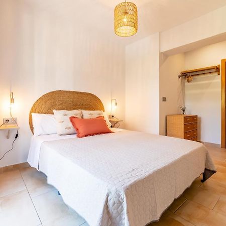 Apartamento Ronda Genil Con Parking Gratuito กรานาดา ภายนอก รูปภาพ